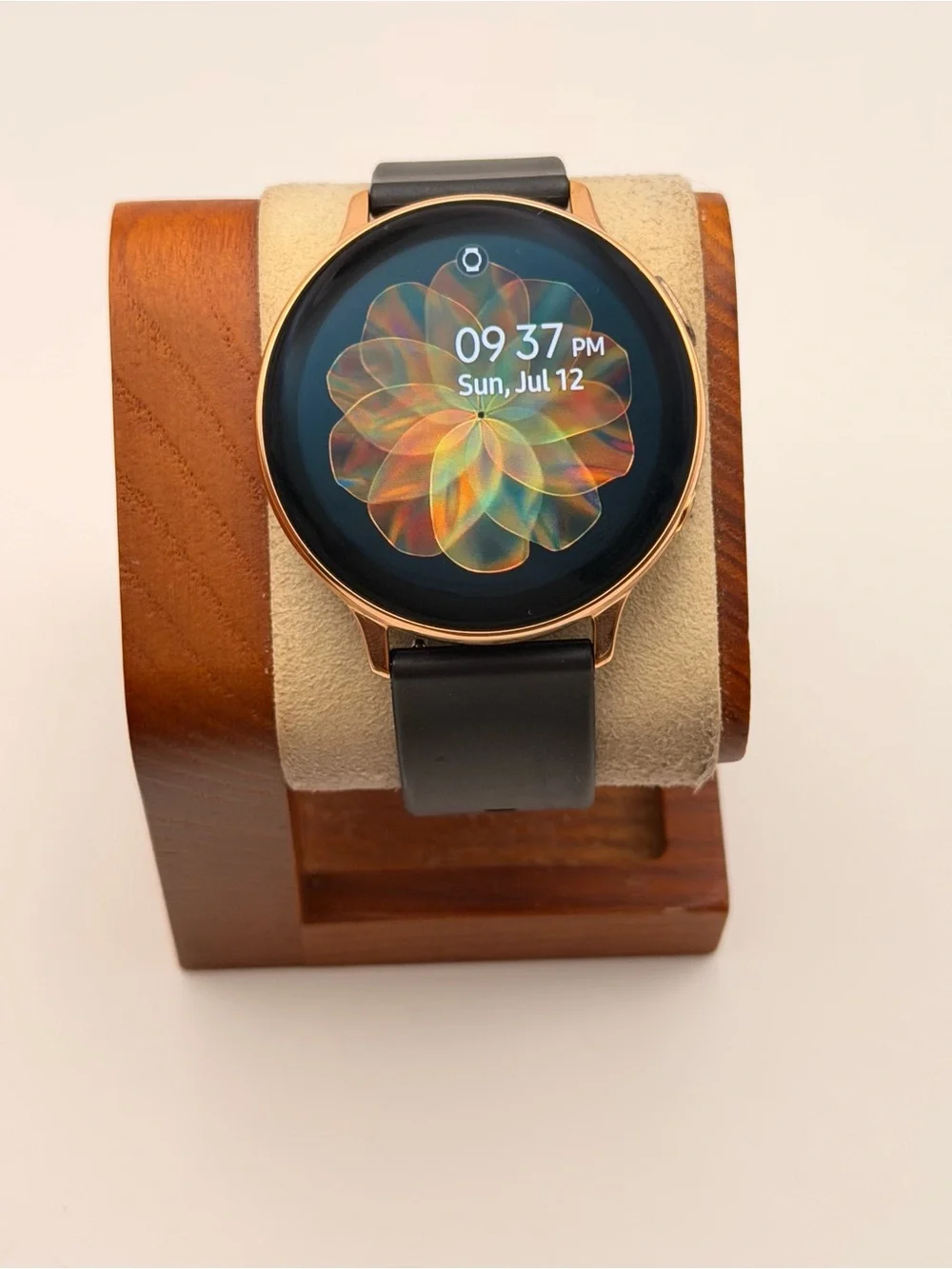 Samsung Galaxy Watch Active 2, Cellular, 44mm, Tested, Charger Included, Rose Go